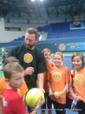 Finále Detského Fed Cupu 2012